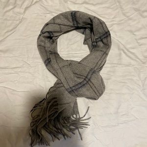 Light grey heather 100% cashmere scarf